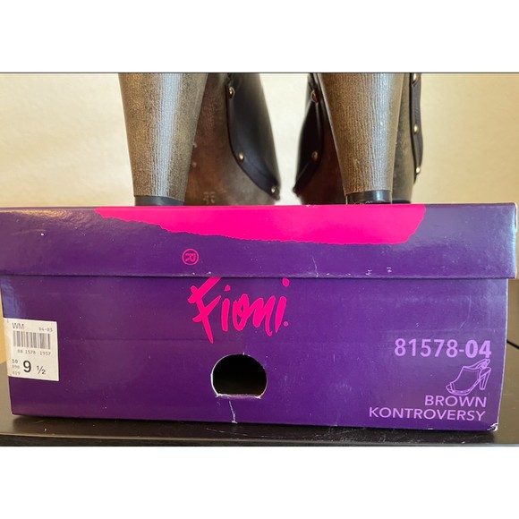 NEW-Fioni Brown Kontroversy Studded Heels-Sz 9.5 - Picture 10 of 10